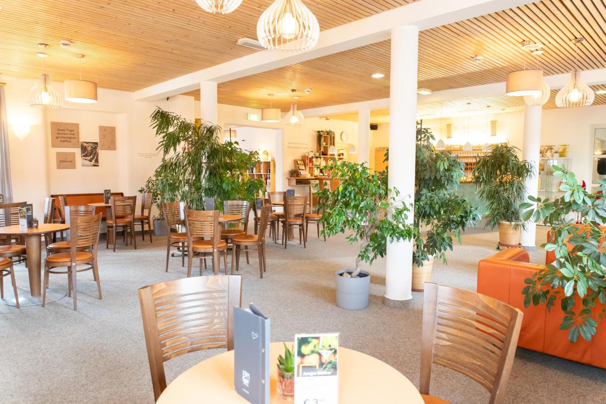 JUFA Hotel Pöllau Exteriör bild
